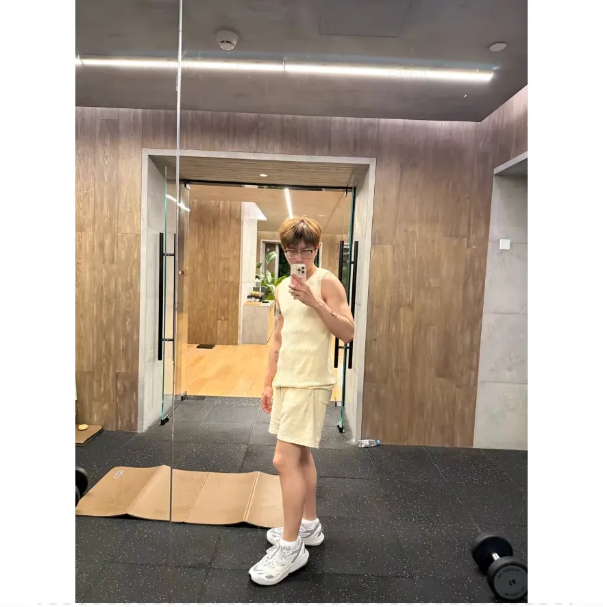 🦋 、Hot Sale🦋80 【 】FOF GOD Essentials FOG ESSENTIALS 2018 ， Versatile 。 FEAR OF GOD ， ， “ESSENTIALS”LOGO 。ESSENTIALS 、 ， KANYE WEST、JUSITN BIEBER、RIHANNA 。。。。。 FOG 、 ， 、 、 、 Authentic Factory、 3D 、 3D 、 、 3D 。 、Factory 。 OVERSIZE 。 : Brown、 、 Gray、 、 White、 Size：XS-XL
